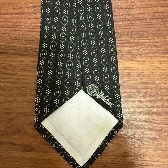 Vincenzo Albano Vintage Italian Silk Tie in Geometric Black & White Print. - Picture 3 of 7